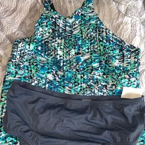 Plus Size Nike Tankini